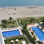 2Br Luxury Beachfront With Direct Beach Access