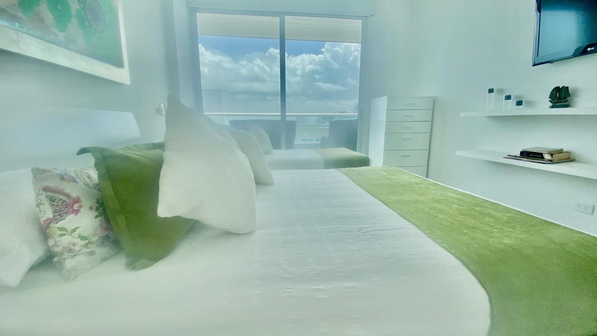 2br Luxury Beachfront With Direct Access