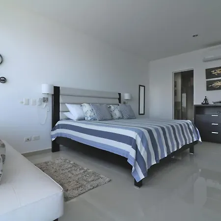 Apartamento 2br Luxury Beachfront With Direct Access *